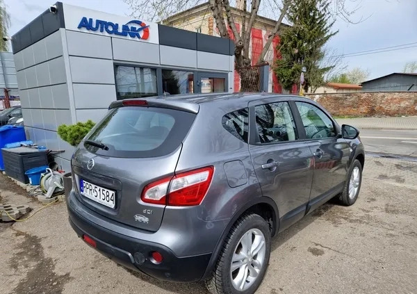 Nissan Qashqai cena 37900 przebieg: 201800, rok produkcji 2011 z Czersk małe 154